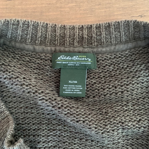 Eddie Bauer Sweater - Picture 4 of 5